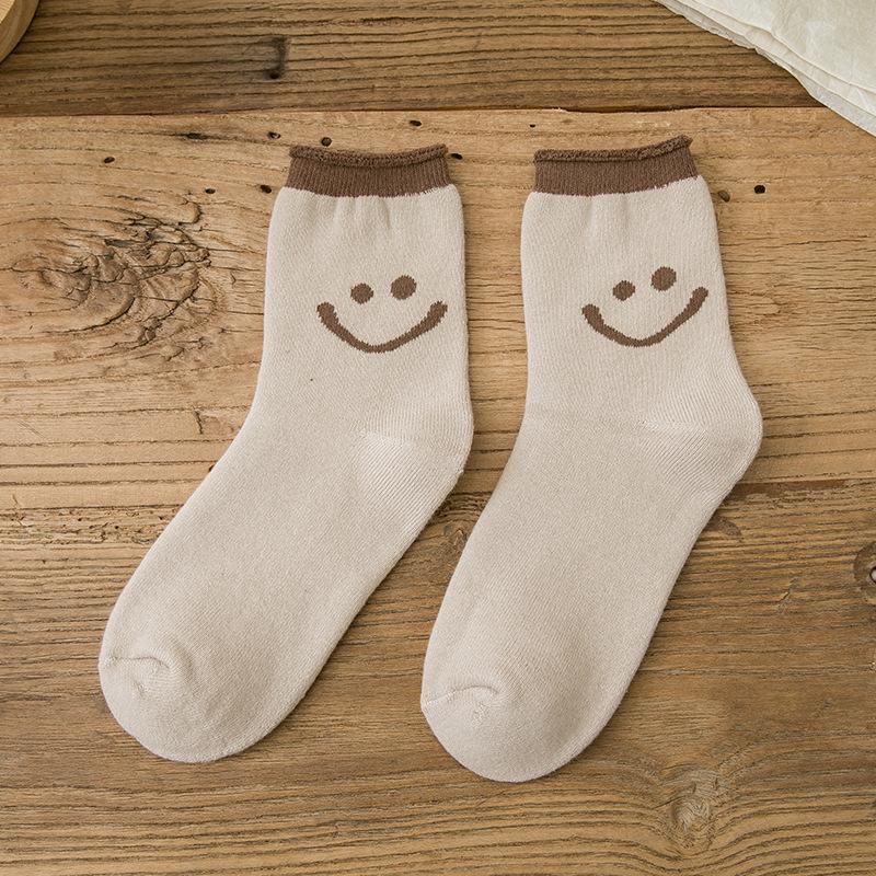 Sousoleil Chaussettes En Coton Mignonnes Avec Des Visages Souriants (5 PCs)