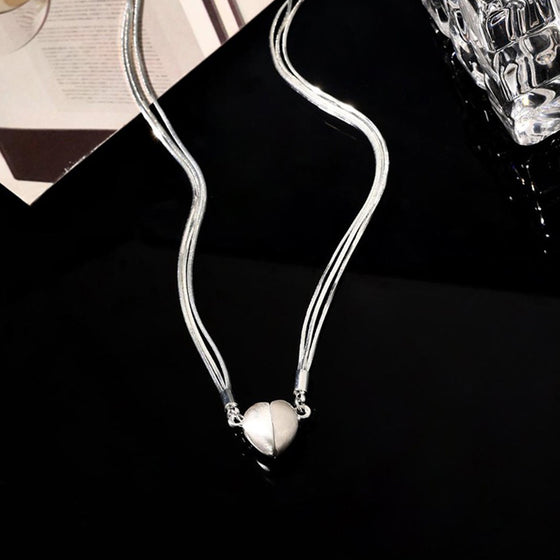 Collier pendentif d'amour d'aimant d'attractivité