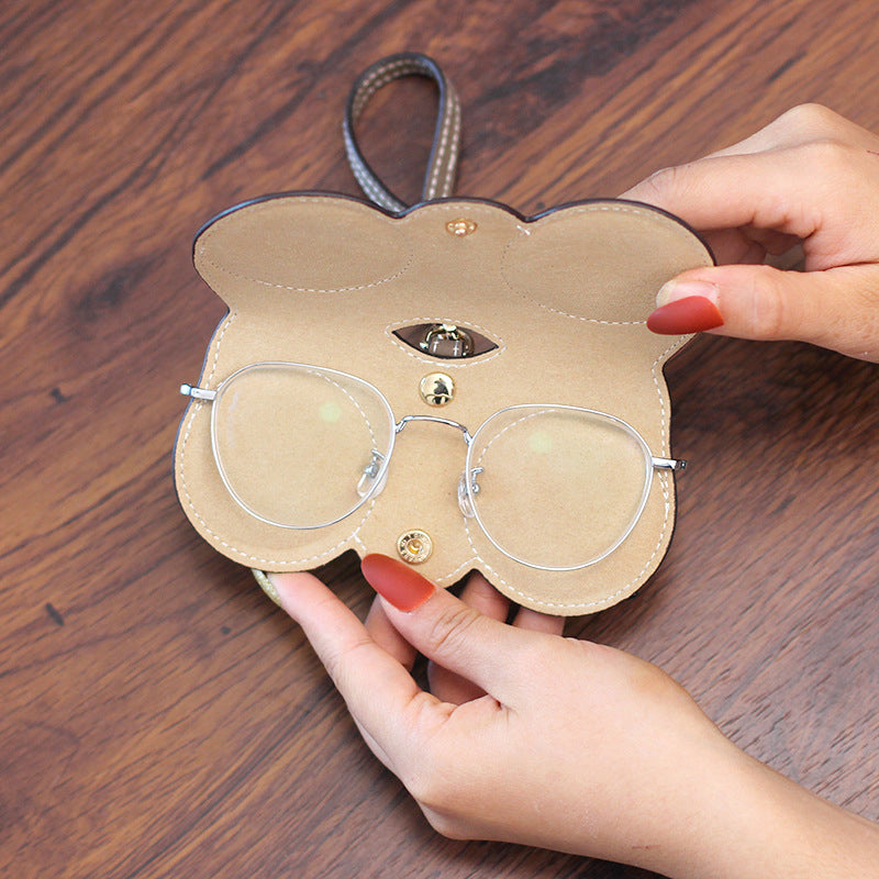 étui à lunettes de soleil en cuir