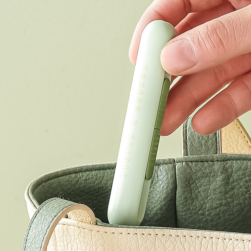 Découseur enfile-aiguille 2 en 1