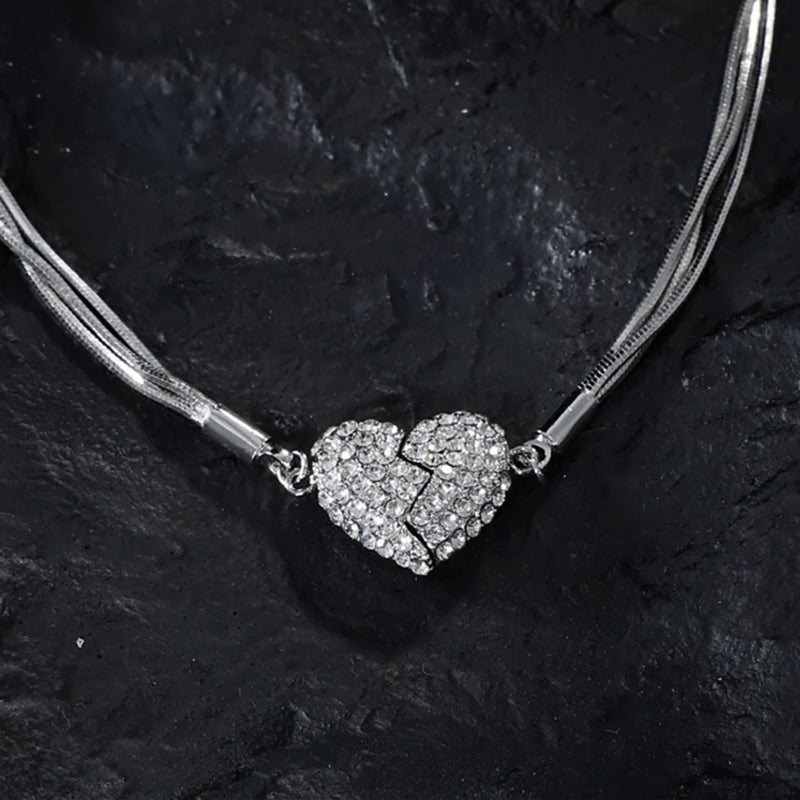 Pendentif cœur magnétique serti de diamants