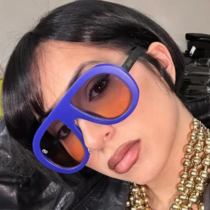 Lunettes de soleil ovales teintées Ombre pour femmes