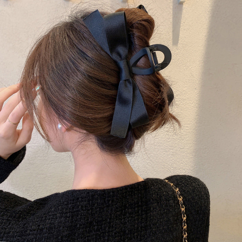 Clip à cheveux élégant en forme de nœud pour femmes