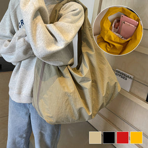 Sac fourre-tout drapé texturé de couleur unie pour femmes