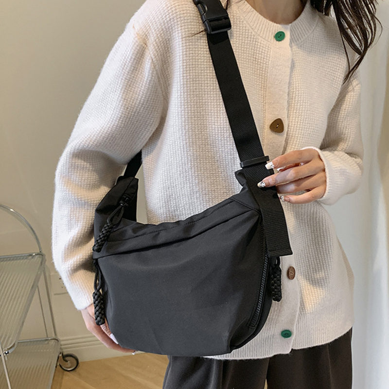 Sacs à dos en nylon de couleur unie pour femmes