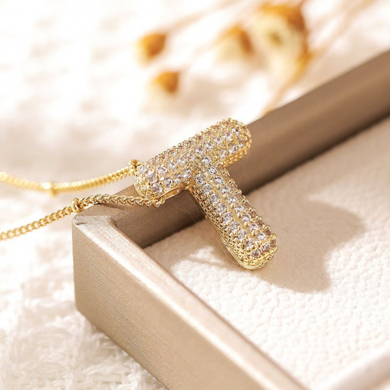 Collier Pendentif en Diamant avec Alphabet