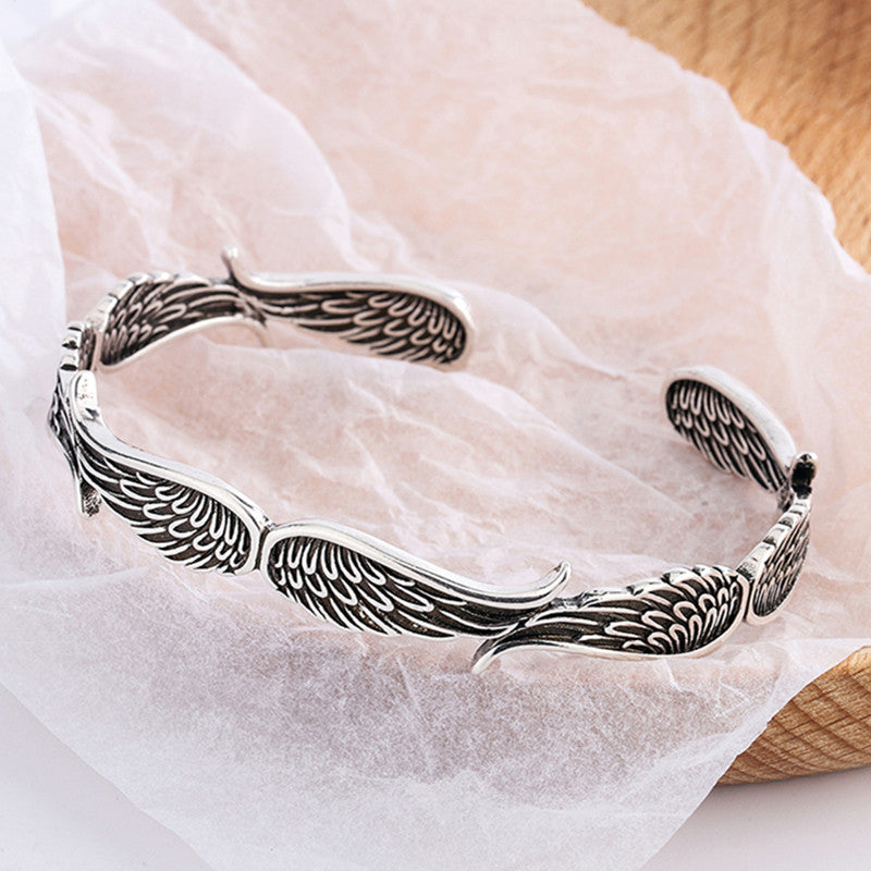 Bracelet en argent sterling de style vintage avec des ailes d'ange