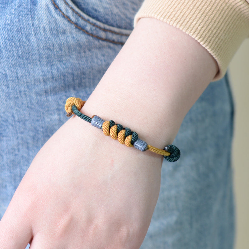 Bracelet tressé en fil milanais