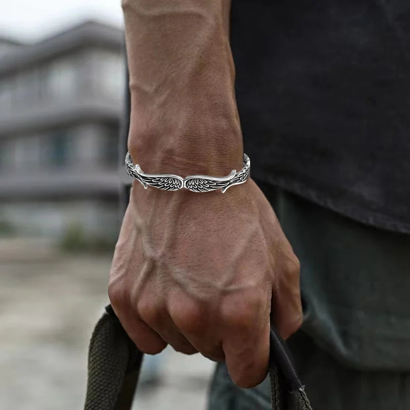 Bracelet en argent sterling de style vintage avec des ailes d'ange