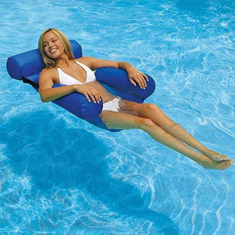 Lit flottant et chaise longue de natation