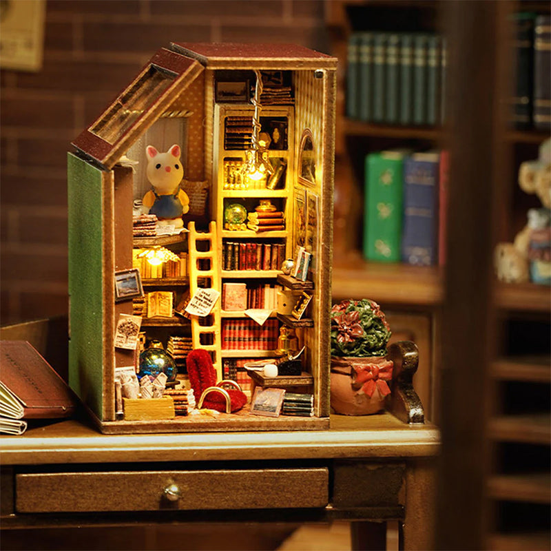 Kit de maison de poupée en bois Mini Rabbit Town avec meubles