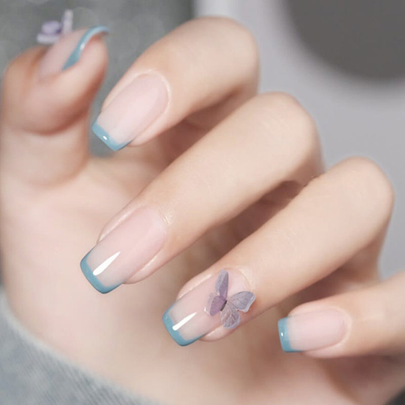 Ornements de papillon d'ongle
