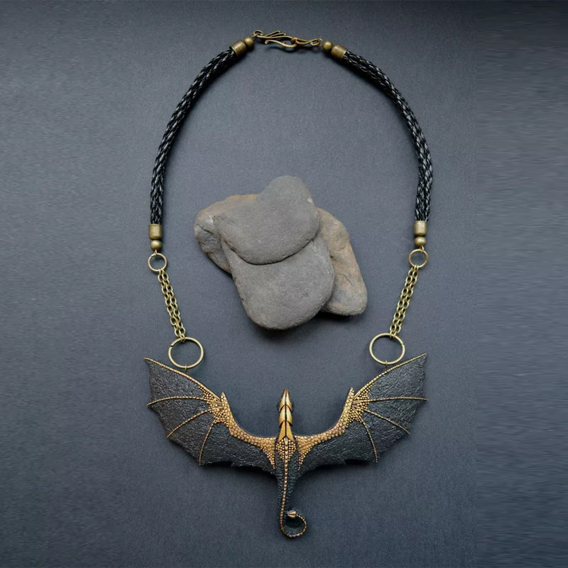 Collier Dragon Volant Ailé Noir