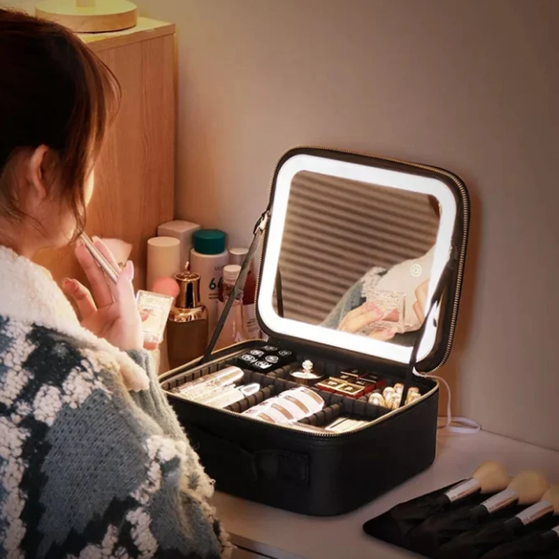 Trousse de maquillage avec miroir LED