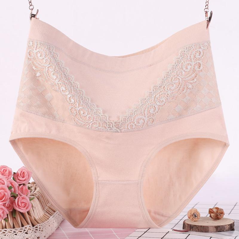 Sous-vêtement en dentelle coupe slim