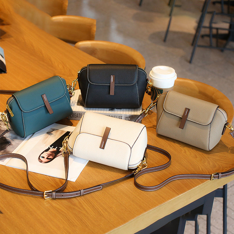 Sac à bandoulière en cuir souple de luxe léger