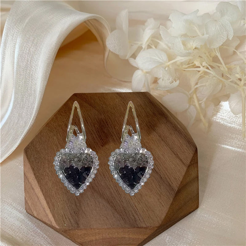 Boucles d'Oreilles Clous Coeur Zircone Style Vintage Sparkle