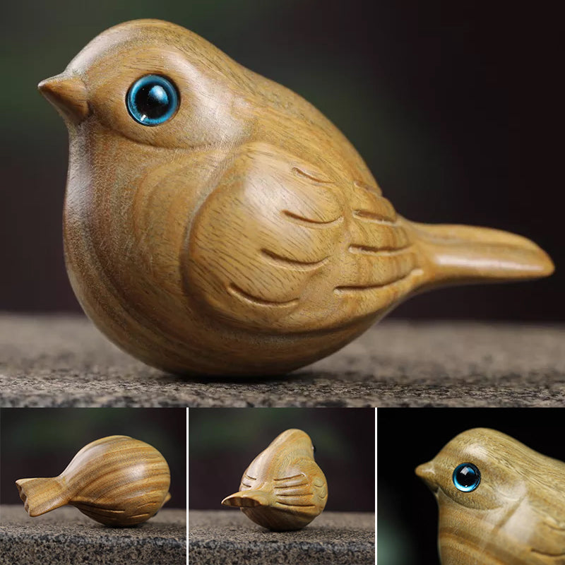 Oiseau sculpté en bois fait à la main