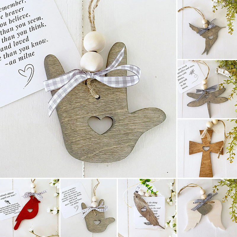 Ornement suspendu en bois cardinal inspirant