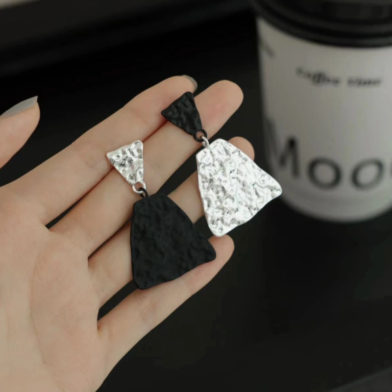 Boucles d'oreilles noir et blanc